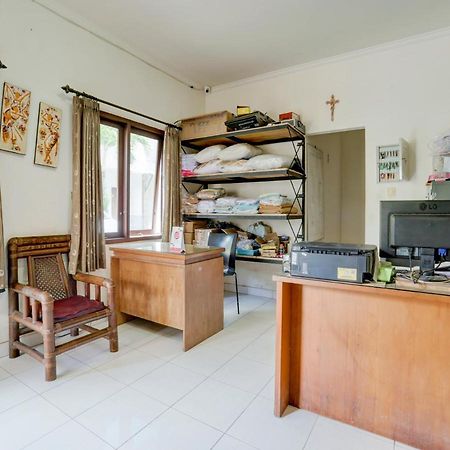 Oyo Flagship 90754 Alamanda Guesthouse Ντενπασάρ Εξωτερικό φωτογραφία