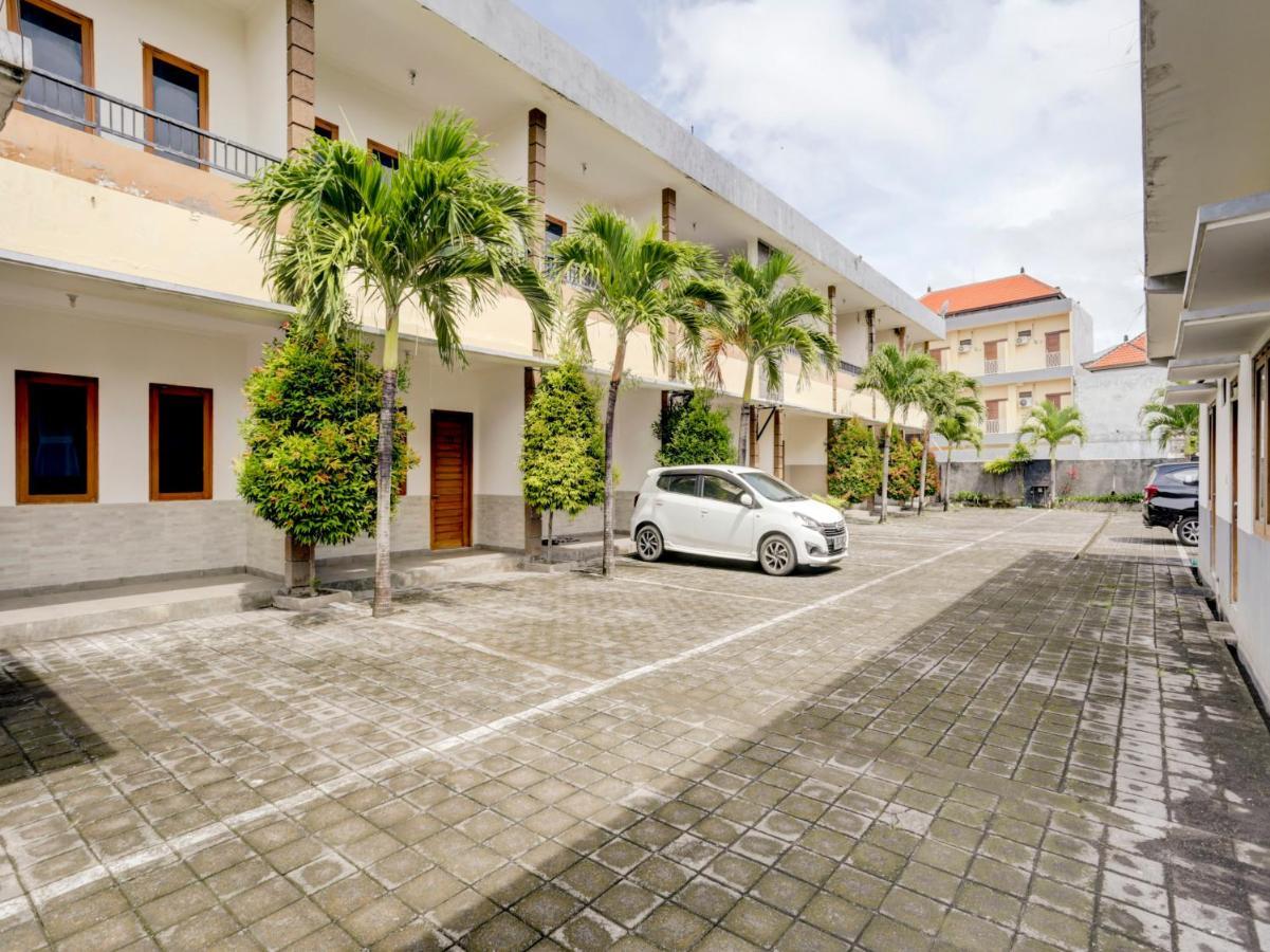 Oyo Flagship 90754 Alamanda Guesthouse Ντενπασάρ Εξωτερικό φωτογραφία