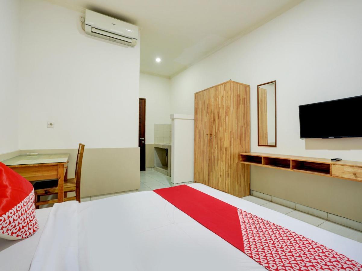 Oyo Flagship 90754 Alamanda Guesthouse Ντενπασάρ Εξωτερικό φωτογραφία