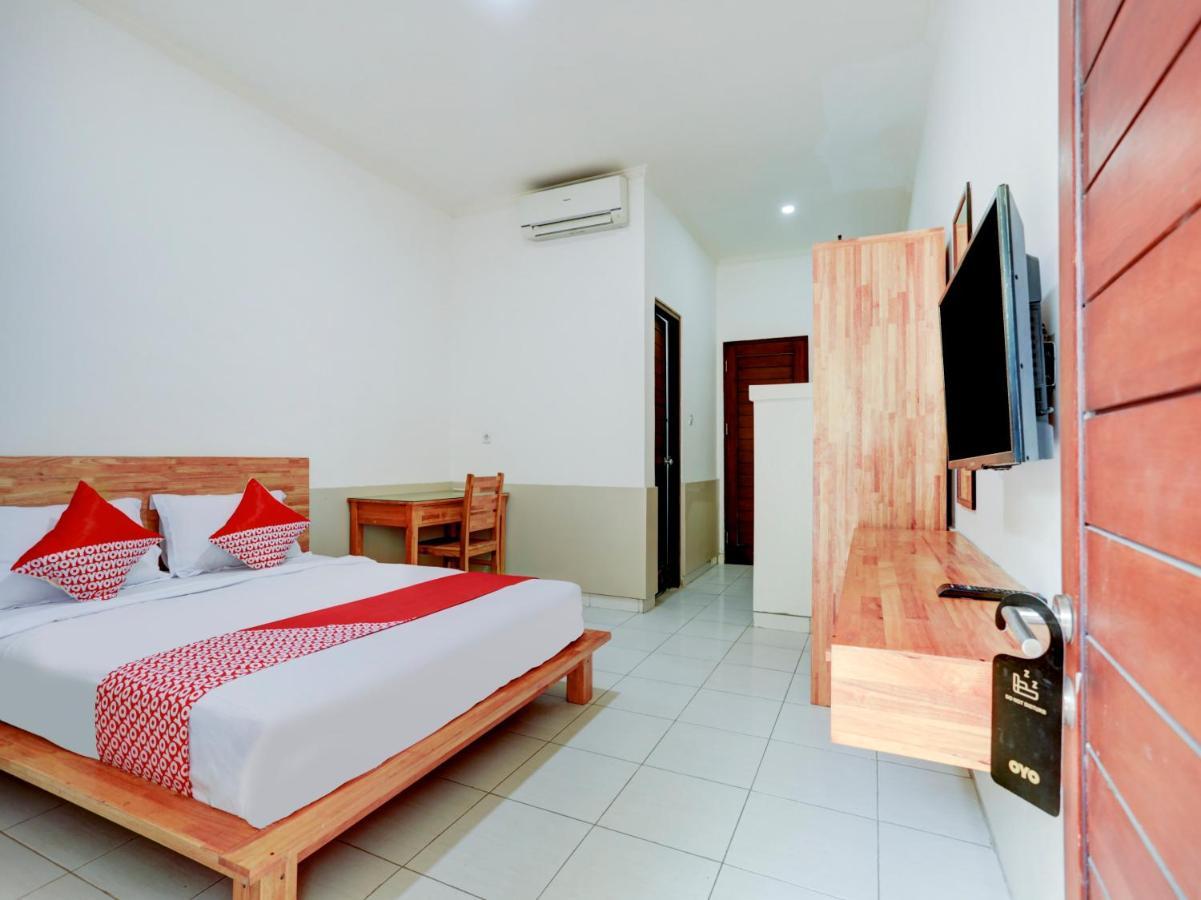 Oyo Flagship 90754 Alamanda Guesthouse Ντενπασάρ Εξωτερικό φωτογραφία